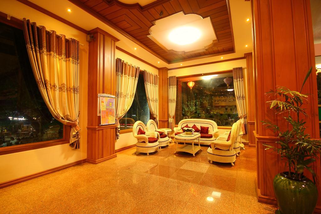 Hotel United Mandalay Esterno foto